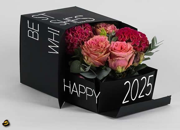 Image with red roses for romantic Happy New Year greetings